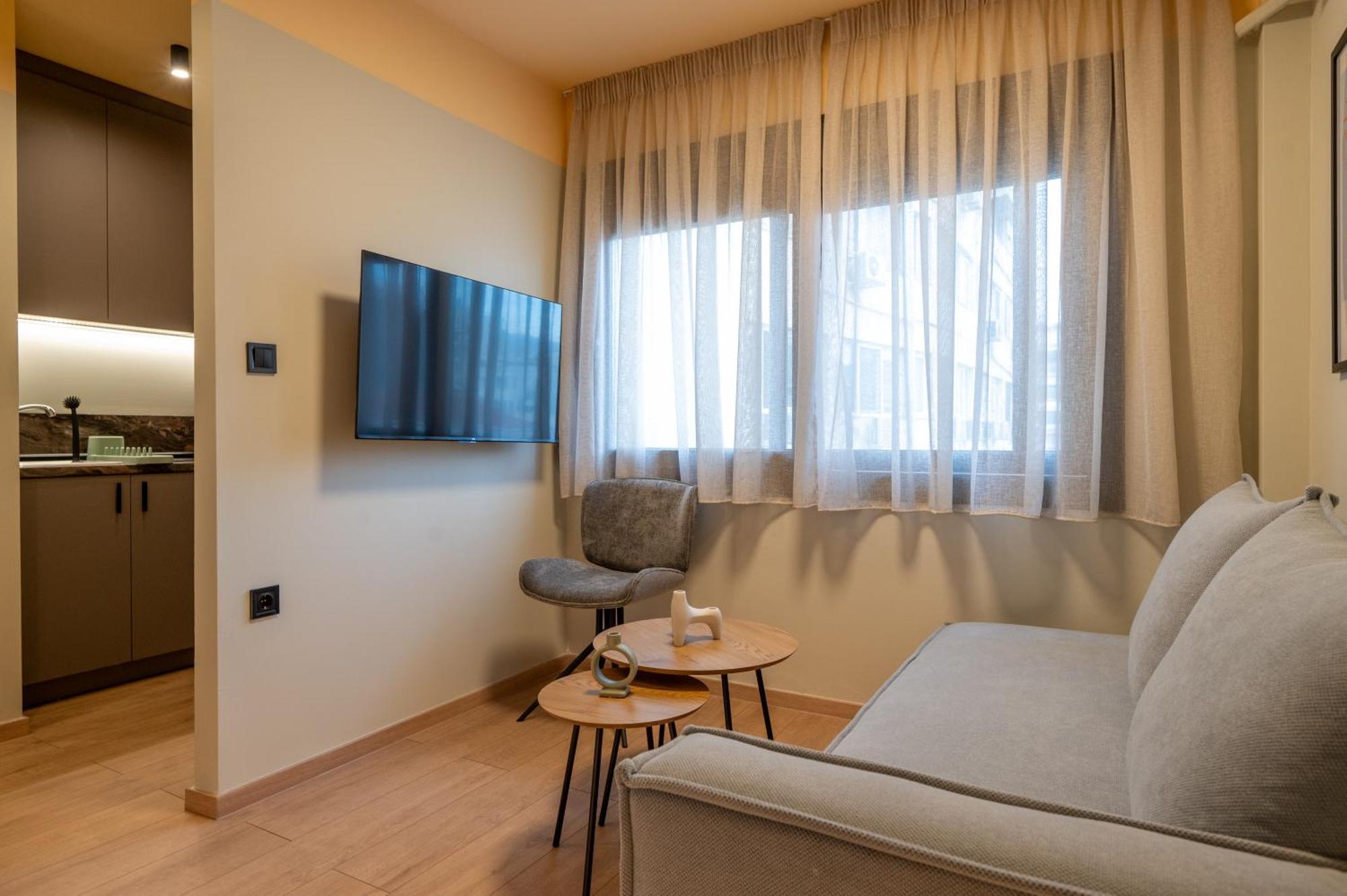 Ermou Boutique By Nest